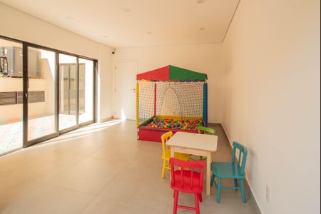 Apartamento à venda com 80m², 3 quartos e 2 vagas Apartamento à venda com 80m², 3 quartos e 2 vagasÁrea comum - Brinquedoteca