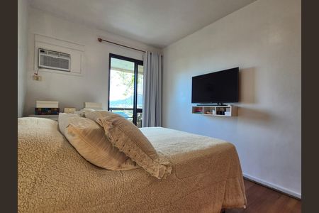 Apartamento para alugar com 132m², 3 quartos e 2 vagas Apartamento para alugar com 132m², 3 quartos e 2 vagasSuíte