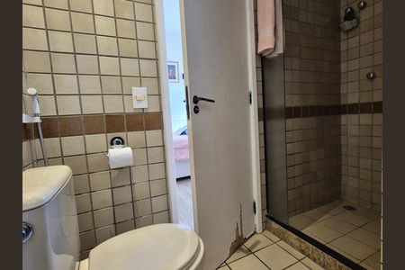 Apartamento para alugar com 132m², 3 quartos e 2 vagas Apartamento para alugar com 132m², 3 quartos e 2 vagasBanheiro da Suíte 2