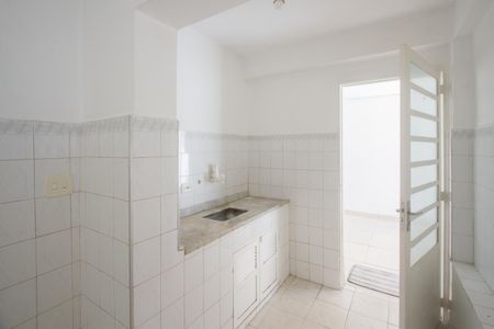 Casa para alugar com 90m², 2 quartos e 2 vagasCozinha