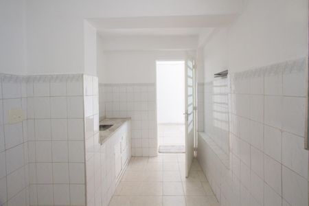 Casa para alugar com 90m², 2 quartos e 2 vagasCozinha