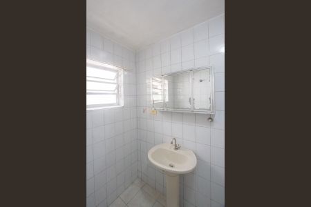 Casa para alugar com 90m², 2 quartos e 2 vagasBanheiro