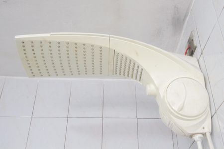 Casa para alugar com 90m², 2 quartos e 2 vagasBanheiro