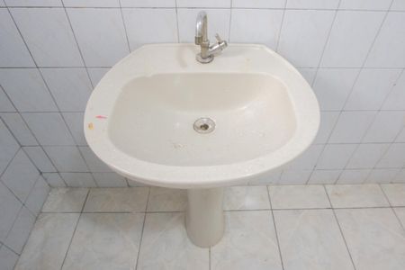 Casa para alugar com 90m², 2 quartos e 2 vagasBanheiro