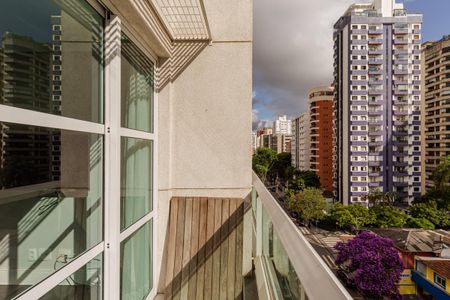 Sacada de apartamento para alugar com 1 quarto, 50m² em Indianópolis, São Paulo