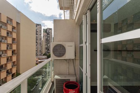 Sacada de apartamento para alugar com 1 quarto, 50m² em Indianópolis, São Paulo