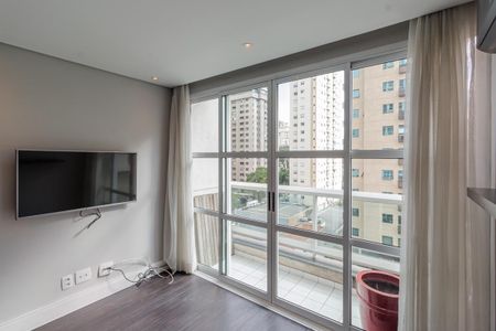 Sala de apartamento para alugar com 1 quarto, 50m² em Indianópolis, São Paulo