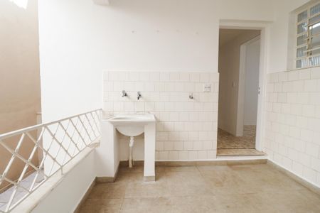 Casa à venda com 80m², 2 quartos e sem vagaÁrea de Serviço