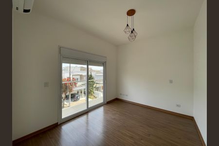 Casa de condomínio para alugar com 230m², 3 quartos e 4 vagasSuíte 3
