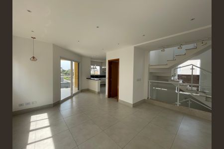 Sala de casa de condomínio para alugar com 3 quartos, 230m² em Jardim São Vicente, Cotia