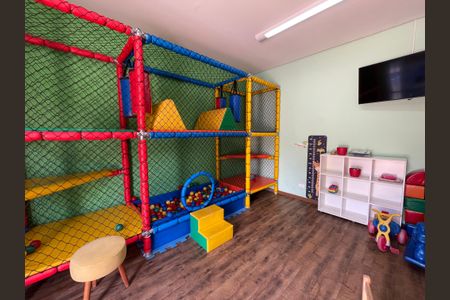 Casa de condomínio para alugar com 230m², 3 quartos e 4 vagasBrinquedoteca