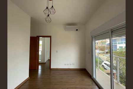 Casa de condomínio para alugar com 230m², 3 quartos e 4 vagasSuíte 3