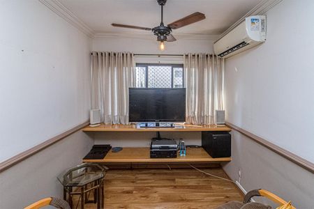 Apartamento à venda com 56m², 2 quartos e 1 vaga Apartamento à venda com 56m², 2 quartos e 1 vagaSala