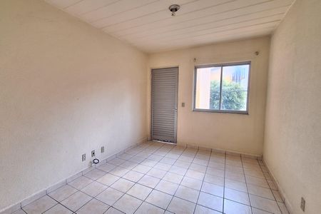 Sala de apartamento para alugar com 2 quartos, 42m² em Jardim Primavera, Duque de Caxias