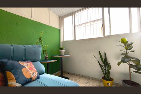 Apartamento à venda com 68m², 2 quartos e 1 vagaVaranda