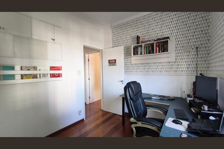 Apartamento à venda com 68m², 2 quartos e 1 vagaQuarto 2