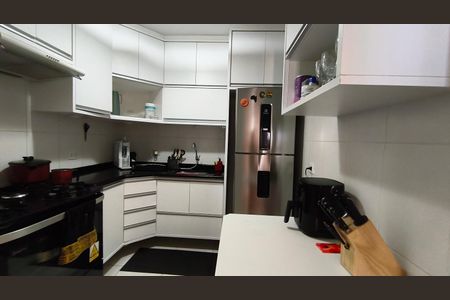 Apartamento à venda com 68m², 2 quartos e 1 vagaCozinha