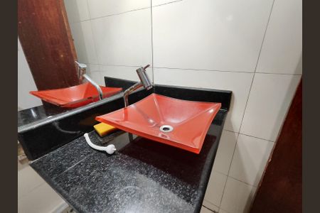 Casa de condomínio para alugar com 75m², 3 quartos e 1 vagaBanheiro da Suíte