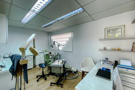 Casa à venda com 150m², 3 quartos e 2 vagasEscritório