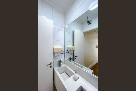 Casa à venda com 150m², 3 quartos e 2 vagasLavabo