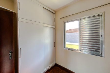 Casa à venda com 150m², 3 quartos e 2 vagasQuarto 2
