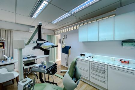 Casa à venda com 150m², 3 quartos e 2 vagasEscritório