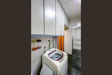 Casa à venda com 150m², 3 quartos e 2 vagasÁrea de Serviço