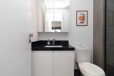 Apartamento à venda com 57m², 2 quartos e 1 vaga Apartamento à venda com 57m², 2 quartos e 1 vagaBanheiro Social