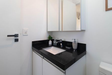 Apartamento à venda com 57m², 2 quartos e 1 vaga Apartamento à venda com 57m², 2 quartos e 1 vagaBanheiro da Suíte