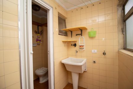 Apartamento para alugar com 72m², 3 quartos e 1 vagaÁrea de Serviço