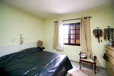 Casa à venda com 180m², 3 quartos e 1 vaga Casa à venda com 180m², 3 quartos e 1 vagaQuarto 02