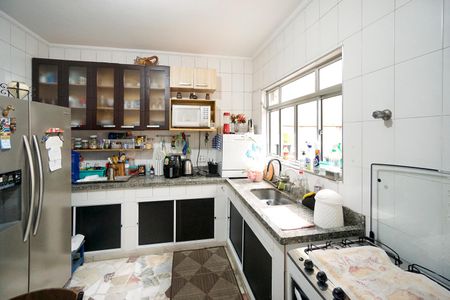 Casa à venda com 180m², 3 quartos e 1 vaga Casa à venda com 180m², 3 quartos e 1 vagaCozinha