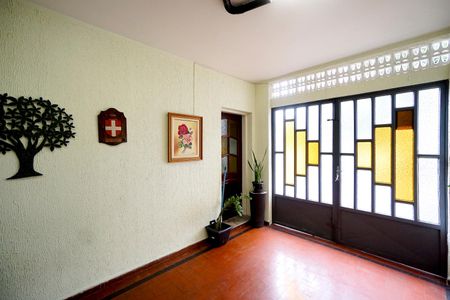 Casa à venda com 180m², 3 quartos e 1 vaga Casa à venda com 180m², 3 quartos e 1 vagaGaragem