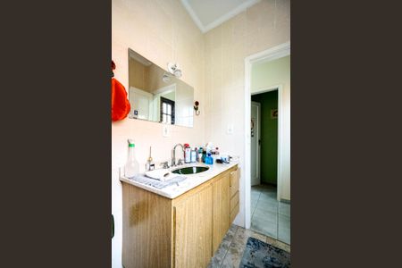 Casa à venda com 180m², 3 quartos e 1 vaga Casa à venda com 180m², 3 quartos e 1 vagaBanheiro