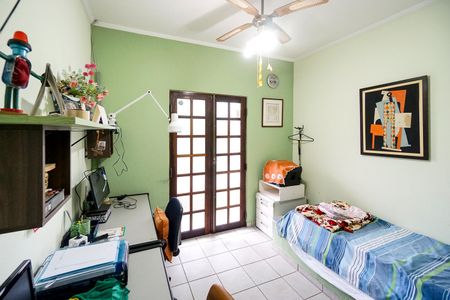 Casa à venda com 180m², 3 quartos e 1 vaga Casa à venda com 180m², 3 quartos e 1 vagaQuarto 01