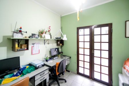 Casa à venda com 180m², 3 quartos e 1 vaga Casa à venda com 180m², 3 quartos e 1 vagaQuarto 01