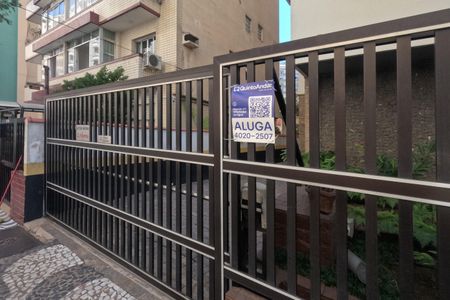 Apartamento para alugar com 110m², 3 quartos e 1 vagaFachada | Adesivo/Placa Quintoandar instalado 