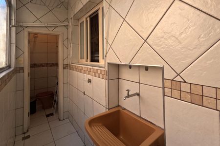 Apartamento para alugar com 110m², 3 quartos e 1 vagaÁrea de Serviço