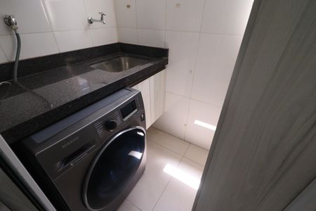 Cozinha de apartamento para alugar com 2 quartos, 50m² em Jardim Guaporé, Ribeirão Preto