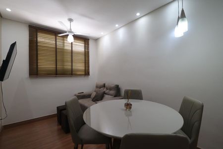 Sala de apartamento para alugar com 2 quartos, 50m² em Jardim Guaporé, Ribeirão Preto