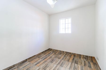 Casa à venda com 265m², 8 quartos e 2 vagas Casa à venda com 265m², 8 quartos e 2 vagasQuarto 1