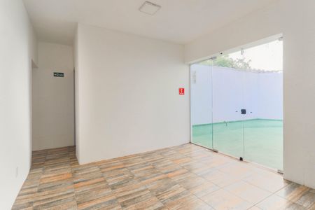 Casa à venda com 265m², 8 quartos e 2 vagas Casa à venda com 265m², 8 quartos e 2 vagasCozinha