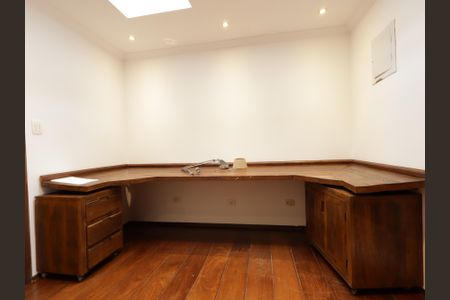 Casa à venda com 220m², 4 quartos e 4 vagasSala 2