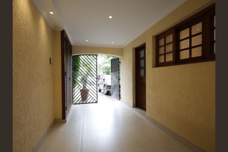 Casa à venda com 220m², 4 quartos e 4 vagasHall de entrada