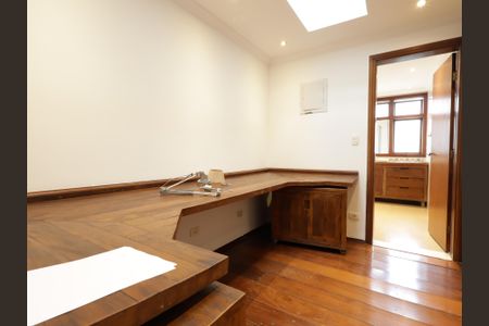 Casa à venda com 220m², 4 quartos e 4 vagasSala 2