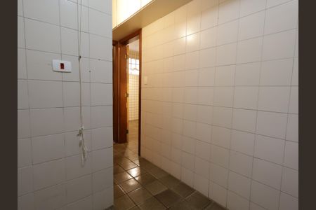 Casa à venda com 220m², 4 quartos e 4 vagasÁrea de Serviço