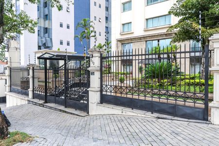 Apartamento à venda com 290m², 3 quartos e 2 vagasFachada