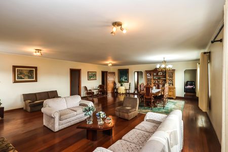 Apartamento à venda com 290m², 3 quartos e 2 vagasSala