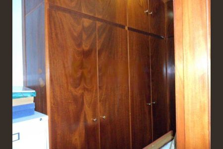 Casa à venda com 200m², 4 quartos e 2 vagas