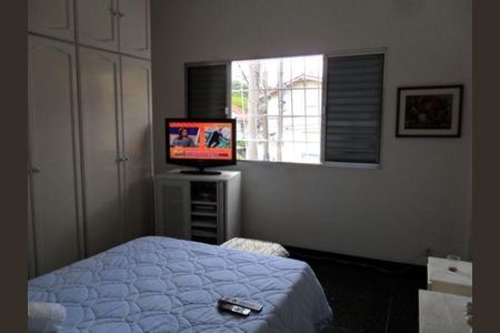 Casa à venda com 200m², 4 quartos e 2 vagas